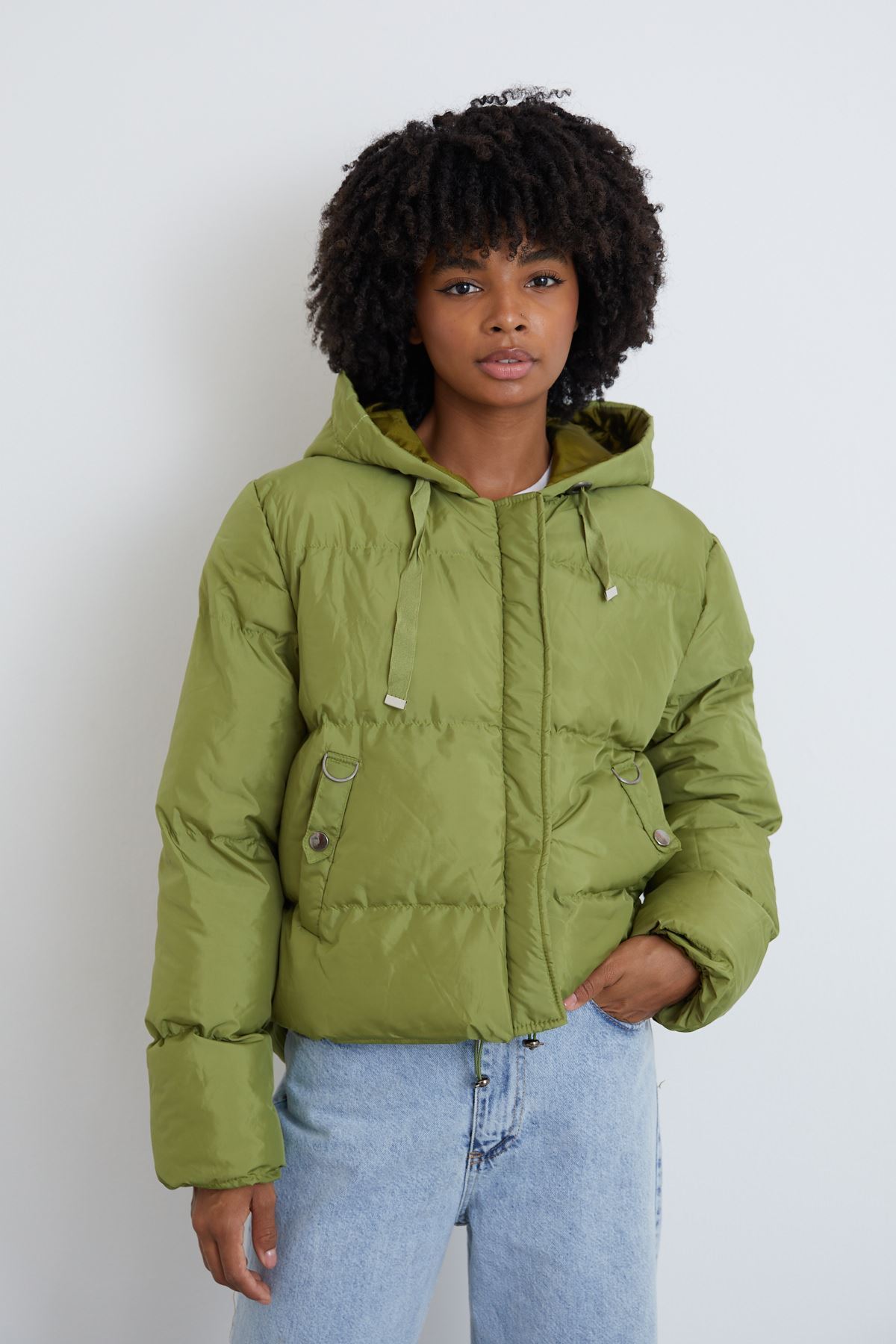 Kapüşonlu Şişme Mont-Fıstık Yeşili