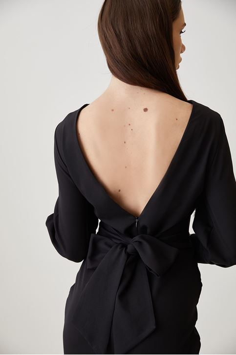 V Yaka Bağlamalı Elbise-Siyah