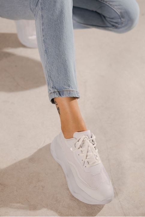 Bağcıklı Spor Ayakkabı-Beyaz