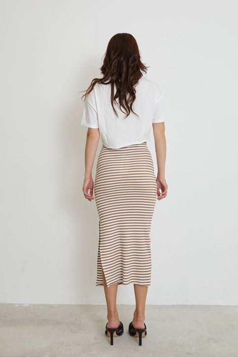 Çizgili Yırtmaçlı Etek-Bej