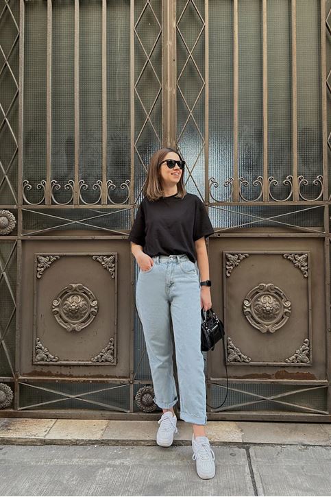 Kesik Paça Mom Jean-Buz rengi